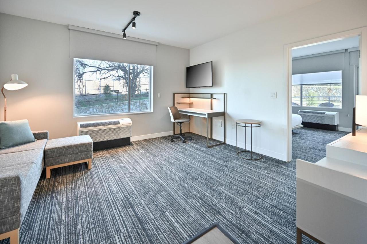 Towneplace Suites By Marriott Dallas רוקוול מראה חיצוני תמונה