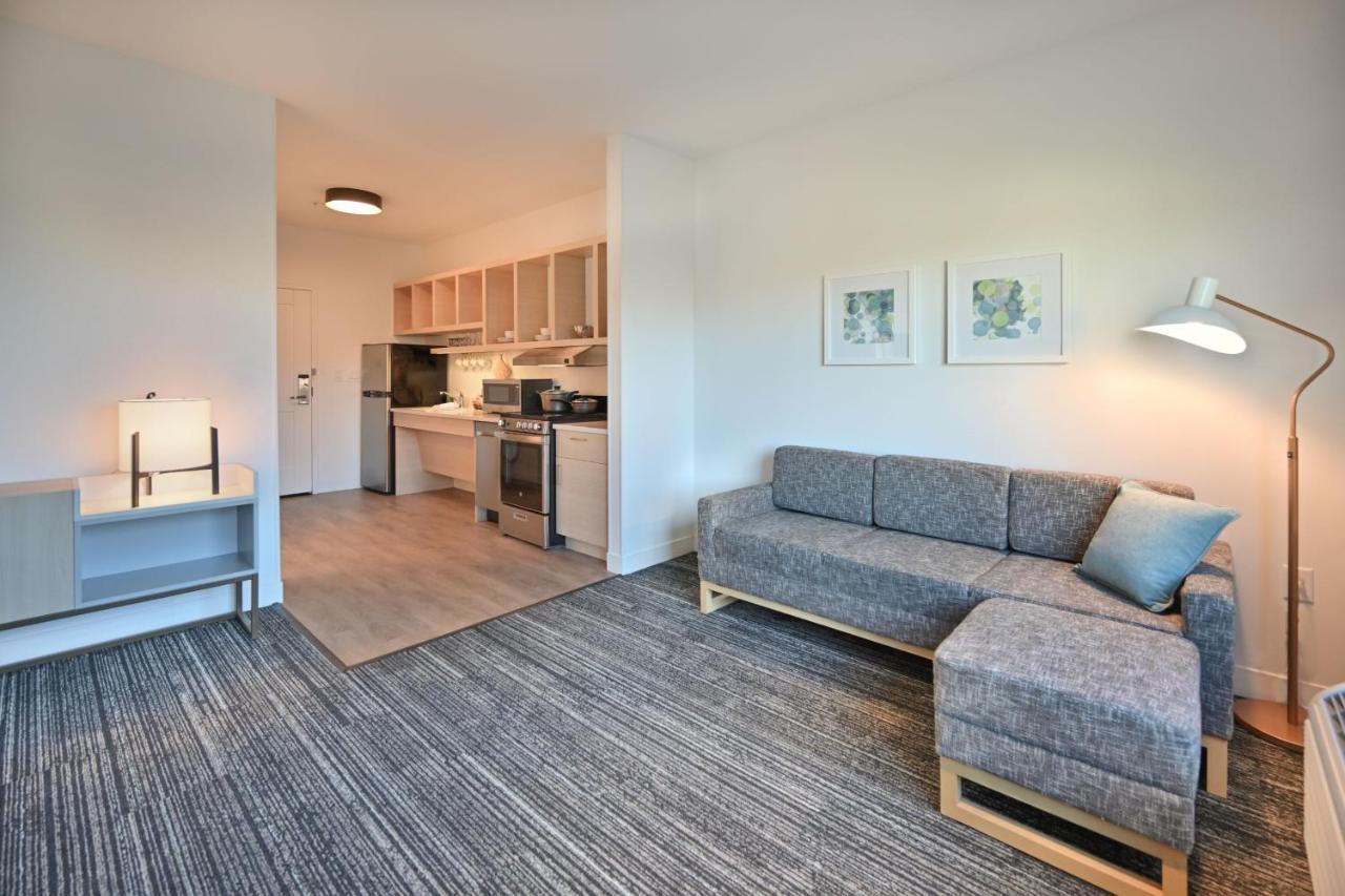Towneplace Suites By Marriott Dallas רוקוול מראה חיצוני תמונה
