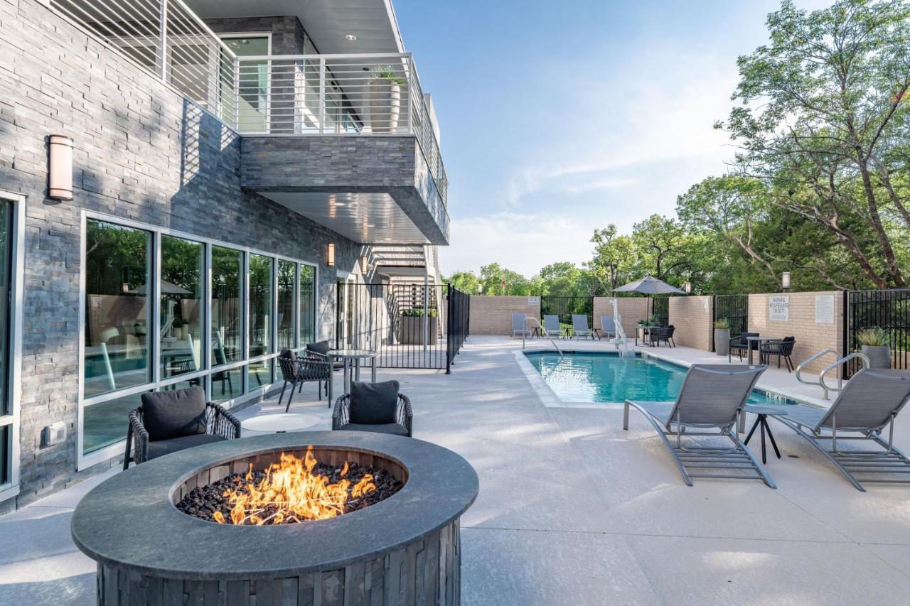 Towneplace Suites By Marriott Dallas רוקוול מראה חיצוני תמונה